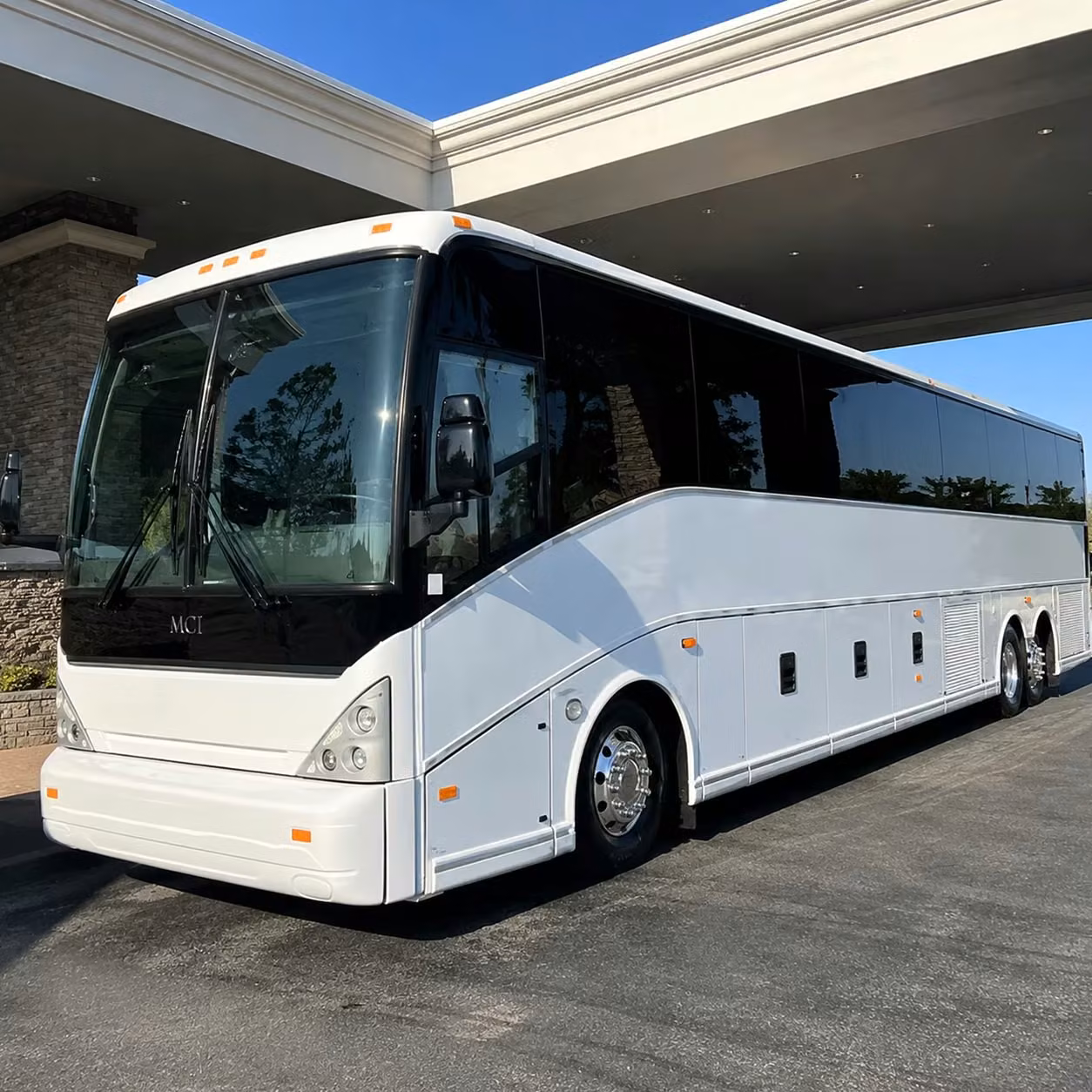 henderson executive airport shuttle bus rentals for private and corporate groups